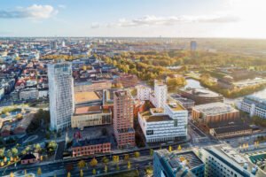 Käkkirurgiskt Centrum Skåne vs Oris Dental Malmö Käkkirurgi – 5 stora prisskillnader i specialistvård